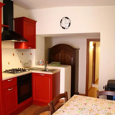 In Canossa With Swimming Pool Garden Barbecue Holiday home Mulazzo