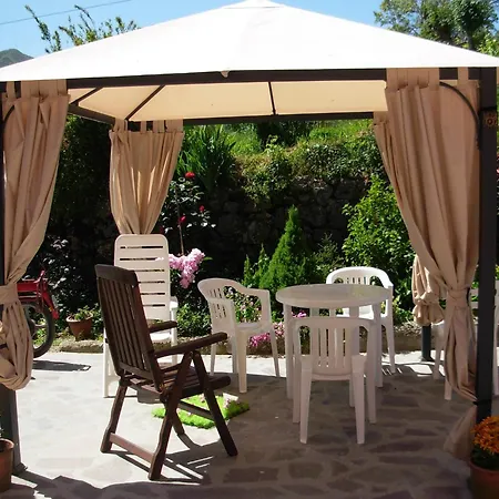 In Canossa With Swimming Pool Garden Barbecue Mulazzo
