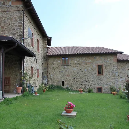 Holiday home In Canossa With Swimming Pool Garden Barbecue *