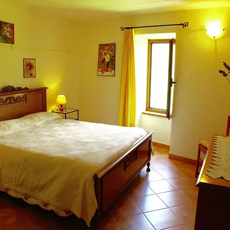 In Canossa With Swimming Pool Garden Barbecue Holiday home Mulazzo