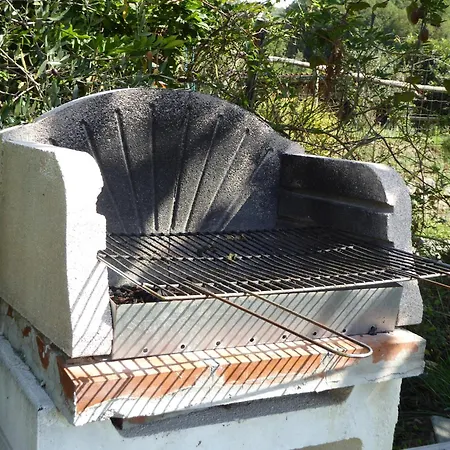 In Canossa With Swimming Pool Garden Barbecue Mulazzo