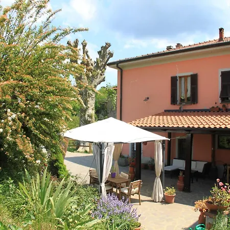 In Canossa With Swimming Pool Garden Barbecue * Mulazzo