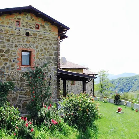 In Canossa With Swimming Pool Garden Barbecue Holiday home