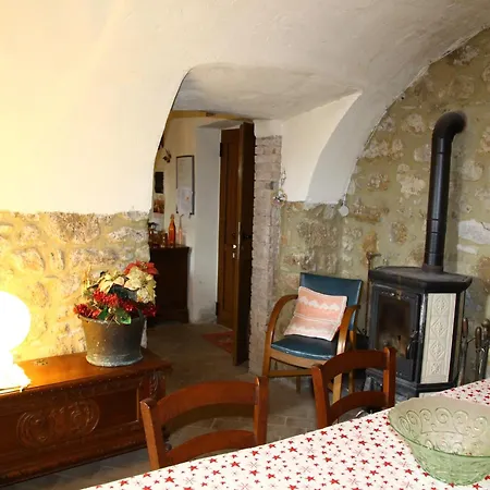 In Canossa With Swimming Pool Garden Barbecue Holiday home Mulazzo