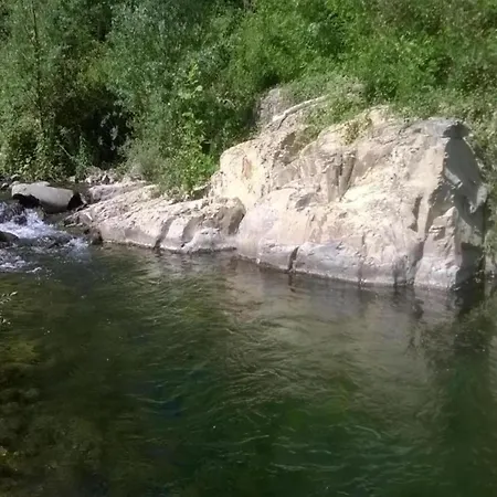 In Canossa With Swimming Pool Garden Barbecue * مولاتْسو